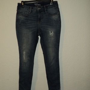 Super skinny blue jeans